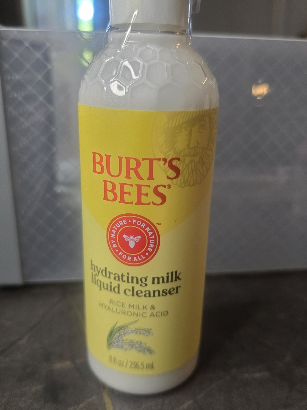 Burt's Bees Hydrating Milk Liquid Cleanser